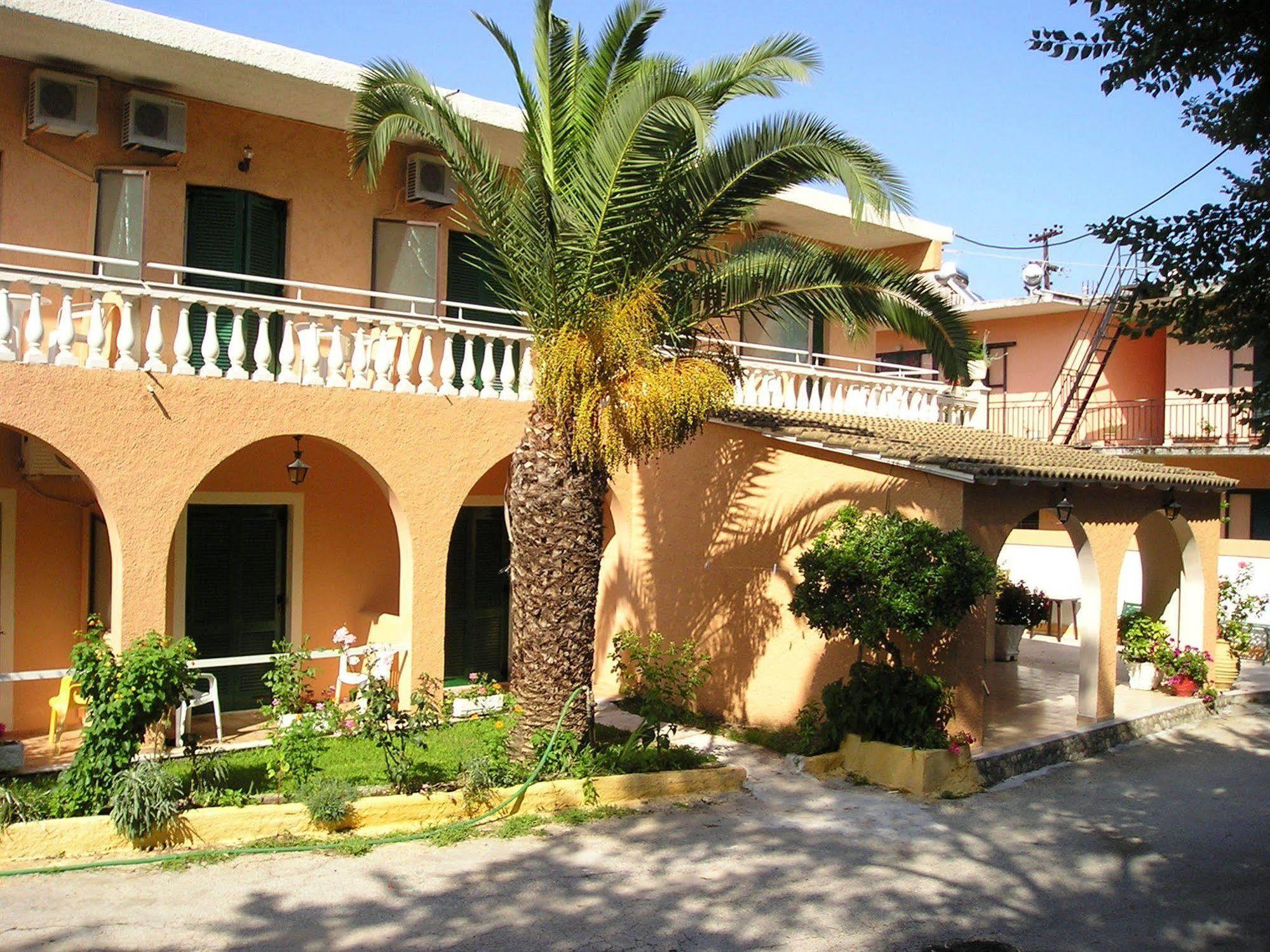 River Studios & Apartments Mesongí Extérieur photo